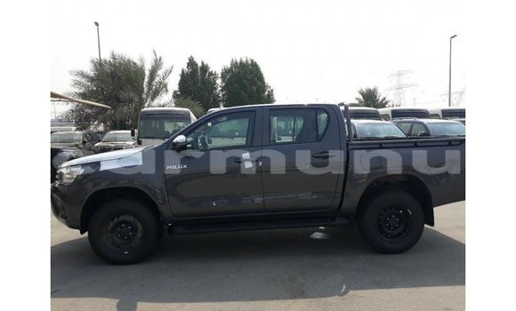 Buy Import Toyota Hilux Black Car in Import - Dubai in Region of Bouenza Buy Import Toyota Hilux Black Car in Import - Dubai in Region of Bouenza
