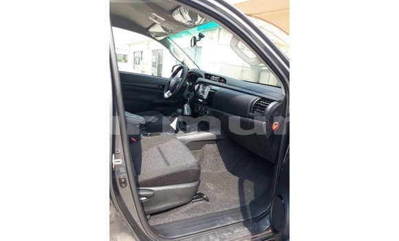 Buy Import Toyota Hilux Black Car in Import - Dubai in Region of Bouenza Buy Import Toyota Hilux Black Car in Import - Dubai in Region of Bouenza
