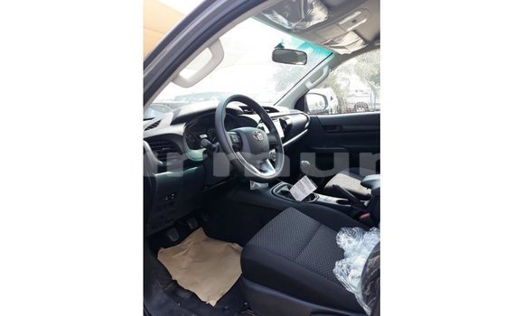 Buy Import Toyota Hilux Black Car in Import - Dubai in Region of Bouenza Buy Import Toyota Hilux Black Car in Import - Dubai in Region of Bouenza