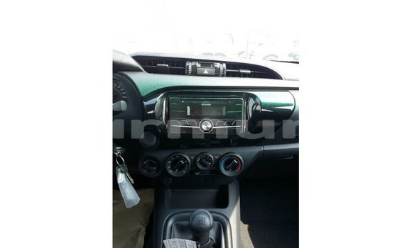 Buy Import Toyota Hilux Black Car in Import - Dubai in Region of Bouenza Buy Import Toyota Hilux Black Car in Import - Dubai in Region of Bouenza