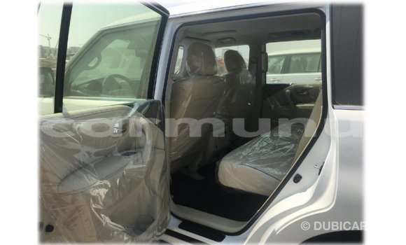 Buy Import Nissan Patrol White Car in Import - Dubai in Region of Bouenza Buy Import Nissan Patrol White Car in Import - Dubai in Region of Bouenza