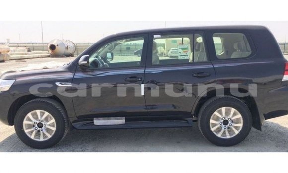 Buy Import Toyota Land Cruiser Black Car in Import - Dubai in Region of Bouenza Buy Import Toyota Land Cruiser Black Car in Import - Dubai in Region of Bouenza