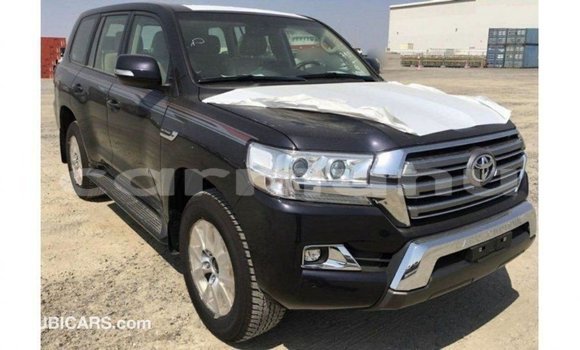 Buy Import Toyota Land Cruiser Black Car in Import - Dubai in Region of Bouenza Buy Import Toyota Land Cruiser Black Car in Import - Dubai in Region of Bouenza