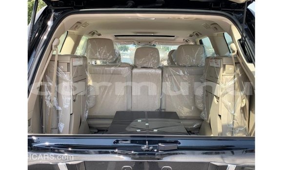Buy Import Toyota Land Cruiser Black Car in Import - Dubai in Region of Bouenza Buy Import Toyota Land Cruiser Black Car in Import - Dubai in Region of Bouenza