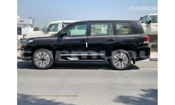 Buy Import Toyota Land Cruiser Black Car in Import - Dubai in Region of Bouenza Buy Import Toyota Land Cruiser Black Car in Import - Dubai in Region of Bouenza