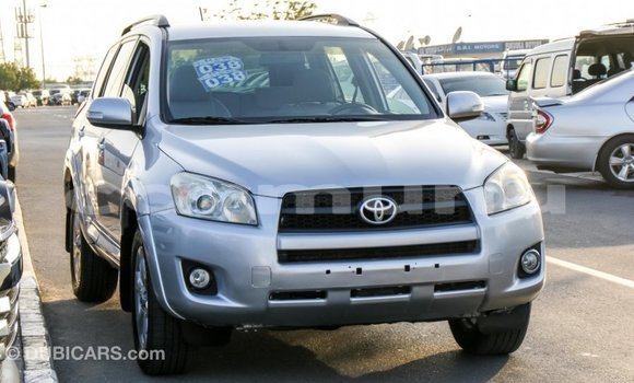 Buy Import Toyota RAV4 Other Car in Import - Dubai in Region of Bouenza Buy Import Toyota RAV4 Other Car in Import - Dubai in Region of Bouenza
