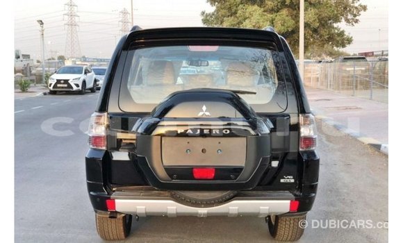 Buy Import Mitsubishi Pajero Black Car in Import - Dubai in Region of Bouenza Buy Import Mitsubishi Pajero Black Car in Import - Dubai in Region of Bouenza