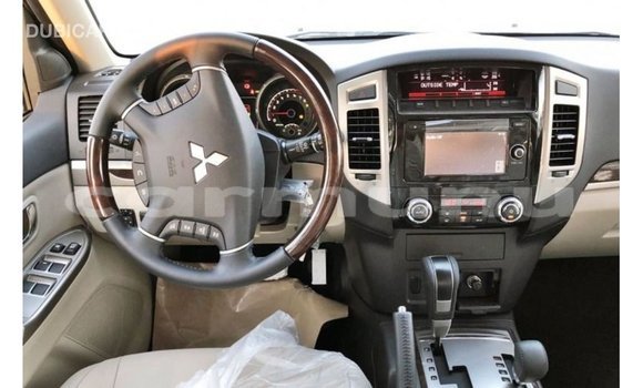 Buy Import Mitsubishi Pajero Black Car in Import - Dubai in Region of Bouenza Buy Import Mitsubishi Pajero Black Car in Import - Dubai in Region of Bouenza