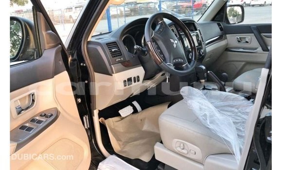 Buy Import Mitsubishi Pajero Black Car in Import - Dubai in Region of Bouenza Buy Import Mitsubishi Pajero Black Car in Import - Dubai in Region of Bouenza