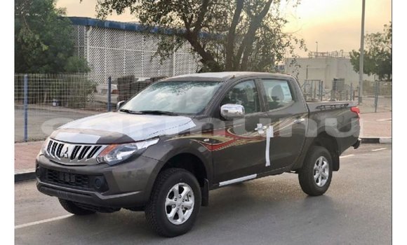 Buy Import Mitsubishi L200 Brown Car in Import - Dubai in Region of Bouenza Buy Import Mitsubishi L200 Brown Car in Import - Dubai in Region of Bouenza