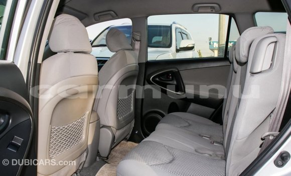 Buy Import Toyota RAV4 Other Car in Import - Dubai in Region of Bouenza Buy Import Toyota RAV4 Other Car in Import - Dubai in Region of Bouenza