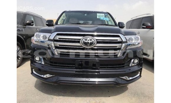 Buy Import Toyota Land Cruiser Black Car in Import - Dubai in Region of Bouenza Buy Import Toyota Land Cruiser Black Car in Import - Dubai in Region of Bouenza