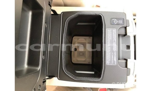 Buy Import Toyota Land Cruiser Black Car in Import - Dubai in Region of Bouenza Buy Import Toyota Land Cruiser Black Car in Import - Dubai in Region of Bouenza