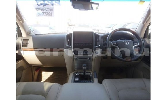 Buy Import Toyota Land Cruiser Black Car in Import - Dubai in Region of Bouenza Buy Import Toyota Land Cruiser Black Car in Import - Dubai in Region of Bouenza