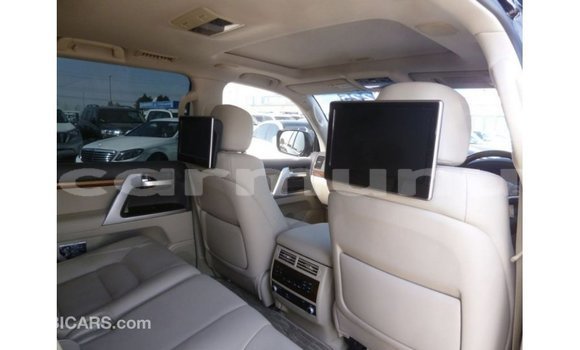 Buy Import Toyota Land Cruiser Black Car in Import - Dubai in Region of Bouenza Buy Import Toyota Land Cruiser Black Car in Import - Dubai in Region of Bouenza