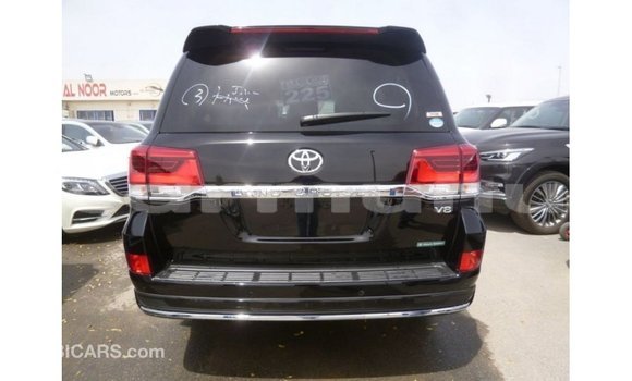 Acheter Import Voiture Toyota Land Cruiser Noir à Import - Dubai, Région de la Bouenza Acheter Import Voiture Toyota Land Cruiser Noir à Import - Dubai, Région de la Bouenza
