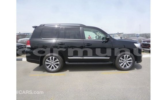Acheter Import Voiture Toyota Land Cruiser Noir à Import - Dubai, Région de la Bouenza Acheter Import Voiture Toyota Land Cruiser Noir à Import - Dubai, Région de la Bouenza