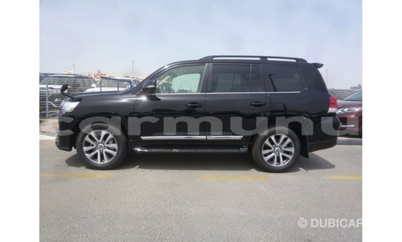 Acheter Import Voiture Toyota Land Cruiser Noir à Import - Dubai, Région de la Bouenza Acheter Import Voiture Toyota Land Cruiser Noir à Import - Dubai, Région de la Bouenza