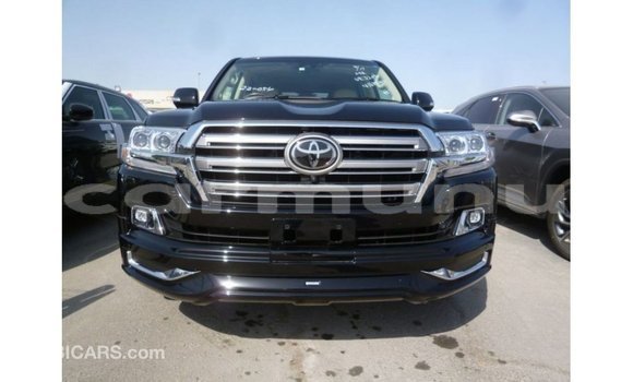 Acheter Import Voiture Toyota Land Cruiser Noir à Import - Dubai, Région de la Bouenza Acheter Import Voiture Toyota Land Cruiser Noir à Import - Dubai, Région de la Bouenza