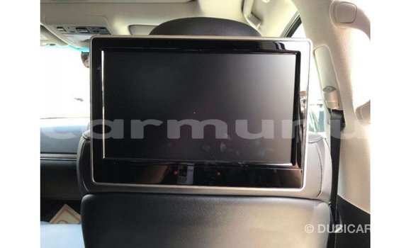 Buy Import Toyota Land Cruiser White Car in Import - Dubai in Region of Bouenza Buy Import Toyota Land Cruiser White Car in Import - Dubai in Region of Bouenza