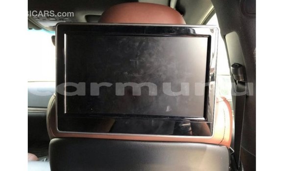 Buy Import Toyota Land Cruiser White Car in Import - Dubai in Region of Bouenza Buy Import Toyota Land Cruiser White Car in Import - Dubai in Region of Bouenza