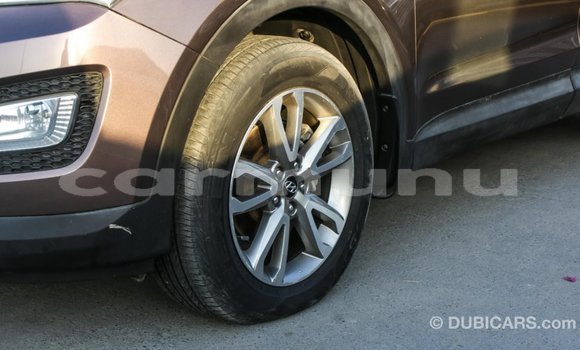 Acheter Import Voiture Hyundai Santa Fe Marron à Import - Dubai, Région de la Bouenza