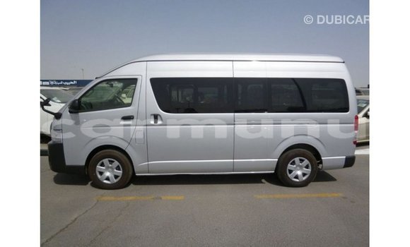 Acheter Import Voiture Toyota Hiace Autre à Import - Dubai, Région de la Bouenza Acheter Import Voiture Toyota Hiace Autre à Import - Dubai, Région de la Bouenza