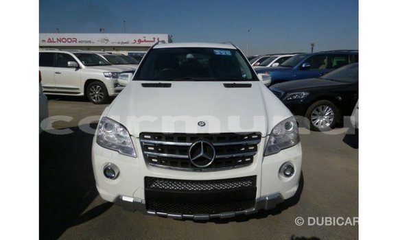 Buy Import Mercedes-Benz 190 White Car in Import - Dubai in Region of Bouenza Buy Import Mercedes-Benz 190 White Car in Import - Dubai in Region of Bouenza