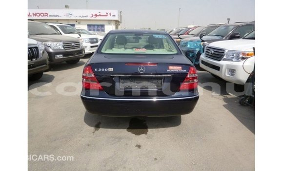 Buy Import Mercedes-Benz 200 Blue Car in Import - Dubai in Region of Bouenza Buy Import Mercedes-Benz 200 Blue Car in Import - Dubai in Region of Bouenza