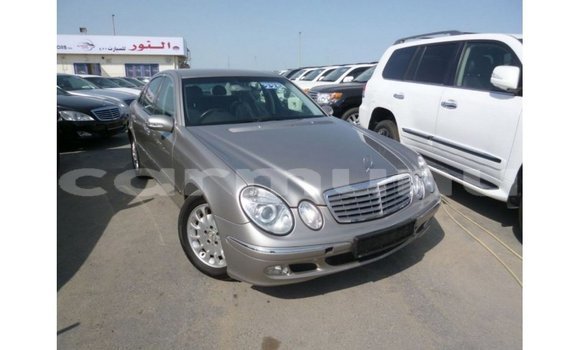 Buy Import Mercedes-Benz 200 Other Car in Import - Dubai in Region of Bouenza Buy Import Mercedes-Benz 200 Other Car in Import - Dubai in Region of Bouenza