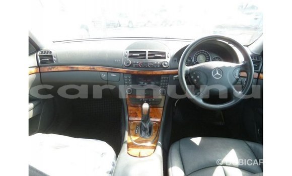 Buy Import Mercedes-Benz 200 Other Car in Import - Dubai in Region of Bouenza Buy Import Mercedes-Benz 200 Other Car in Import - Dubai in Region of Bouenza