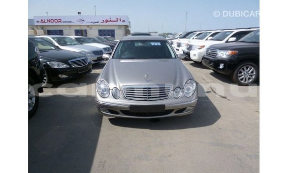 Buy Import Mercedes-Benz 200 Other Car in Import - Dubai in Region of Bouenza Buy Import Mercedes-Benz 200 Other Car in Import - Dubai in Region of Bouenza