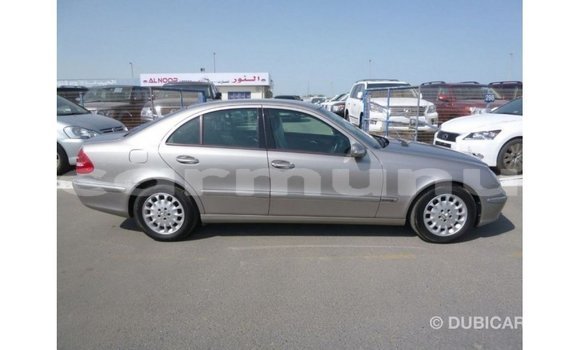 Buy Import Mercedes-Benz 200 Other Car in Import - Dubai in Region of Bouenza Buy Import Mercedes-Benz 200 Other Car in Import - Dubai in Region of Bouenza