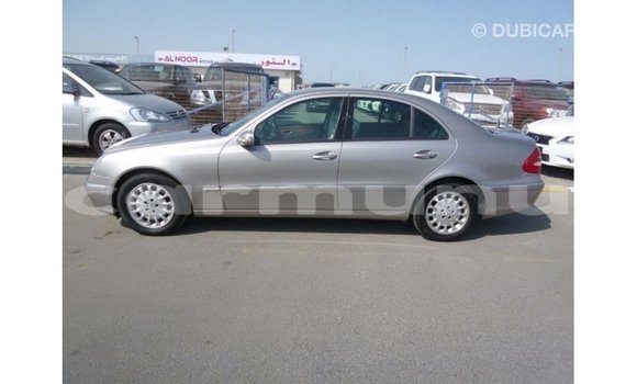 Buy Import Mercedes-Benz 200 Other Car in Import - Dubai in Region of Bouenza Buy Import Mercedes-Benz 200 Other Car in Import - Dubai in Region of Bouenza