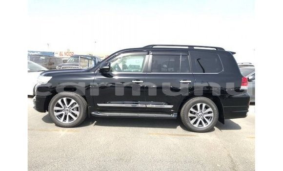 Buy Import Toyota Land Cruiser Black Car in Import - Dubai in Region of Bouenza Buy Import Toyota Land Cruiser Black Car in Import - Dubai in Region of Bouenza