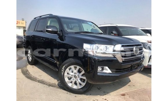 Buy Import Toyota Land Cruiser Black Car in Import - Dubai in Region of Bouenza Buy Import Toyota Land Cruiser Black Car in Import - Dubai in Region of Bouenza
