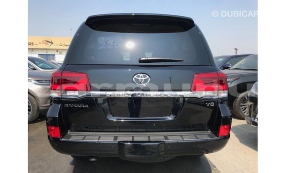 Buy Import Toyota Land Cruiser Black Car in Import - Dubai in Region of Bouenza Buy Import Toyota Land Cruiser Black Car in Import - Dubai in Region of Bouenza