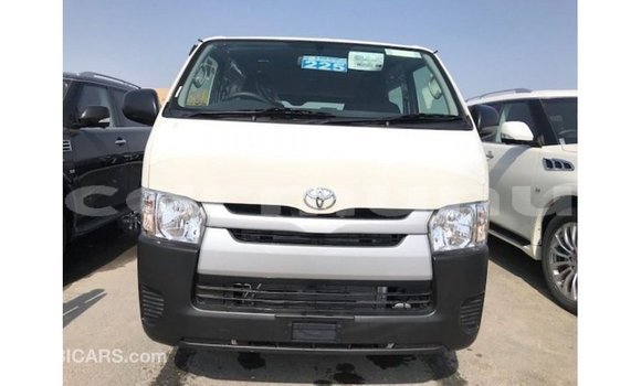 Buy Import Toyota Hiace White Car in Import - Dubai in Region of Bouenza Buy Import Toyota Hiace White Car in Import - Dubai in Region of Bouenza