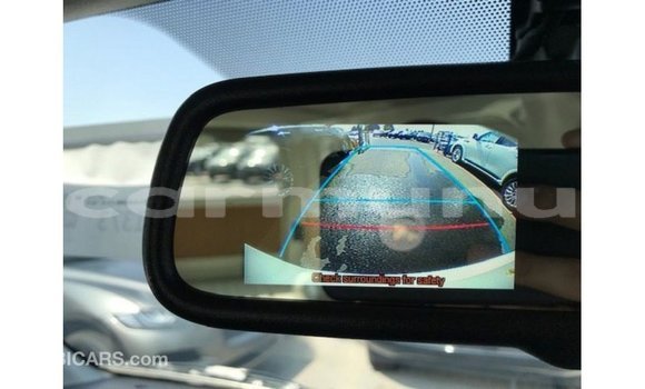 Buy Import Toyota Hiace White Car in Import - Dubai in Region of Bouenza Buy Import Toyota Hiace White Car in Import - Dubai in Region of Bouenza