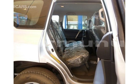 Acheter Import Voiture Toyota Prado Autre à Import - Dubai, Région de la Bouenza Acheter Import Voiture Toyota Prado Autre à Import - Dubai, Région de la Bouenza