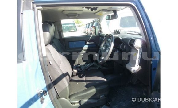 Acheter Import Voiture Toyota FJ Cruiser Bleu à Import - Dubai, Région de la Bouenza Acheter Import Voiture Toyota FJ Cruiser Bleu à Import - Dubai, Région de la Bouenza