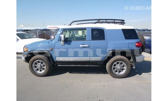 Acheter Import Voiture Toyota FJ Cruiser Bleu à Import - Dubai, Région de la Bouenza Acheter Import Voiture Toyota FJ Cruiser Bleu à Import - Dubai, Région de la Bouenza