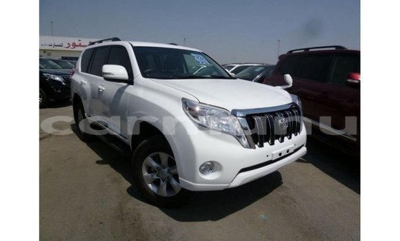 Acheter Import Voiture Toyota Prado Blanc à Import - Dubai, Région de la Bouenza Acheter Import Voiture Toyota Prado Blanc à Import - Dubai, Région de la Bouenza