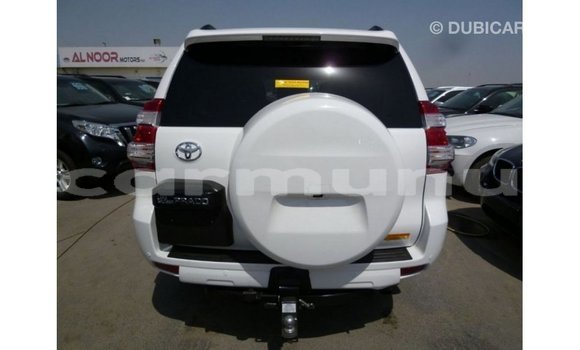 Acheter Import Voiture Toyota Prado Blanc à Import - Dubai, Région de la Bouenza Acheter Import Voiture Toyota Prado Blanc à Import - Dubai, Région de la Bouenza
