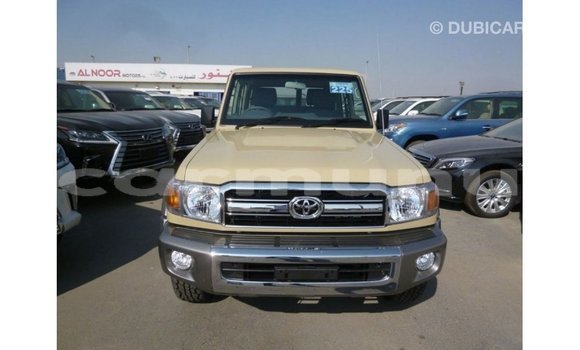 Buy Import Toyota Land Cruiser Beige Car in Import - Dubai in Region of Bouenza Buy Import Toyota Land Cruiser Beige Car in Import - Dubai in Region of Bouenza