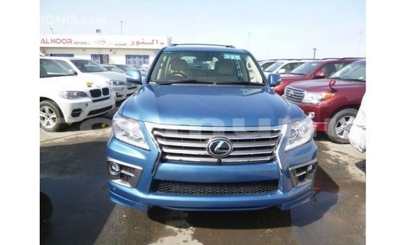 Acheter Import Voiture Lexus LX Bleu à Import - Dubai, Région de la Bouenza Acheter Import Voiture Lexus LX Bleu à Import - Dubai, Région de la Bouenza