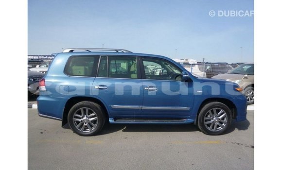 Acheter Import Voiture Lexus LX Bleu à Import - Dubai, Région de la Bouenza Acheter Import Voiture Lexus LX Bleu à Import - Dubai, Région de la Bouenza