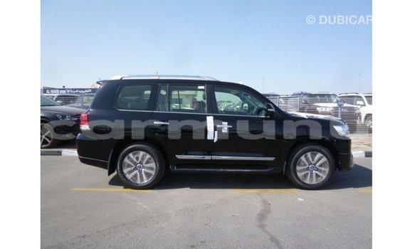 Acheter Import Voiture Toyota Land Cruiser Noir à Import - Dubai, Région de la Bouenza Acheter Import Voiture Toyota Land Cruiser Noir à Import - Dubai, Région de la Bouenza