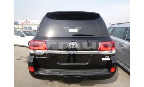 Buy Import Toyota Land Cruiser Black Car in Import - Dubai in Region of Bouenza Buy Import Toyota Land Cruiser Black Car in Import - Dubai in Region of Bouenza