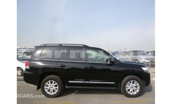 Buy Import Toyota Land Cruiser Black Car in Import - Dubai in Region of Bouenza Buy Import Toyota Land Cruiser Black Car in Import - Dubai in Region of Bouenza
